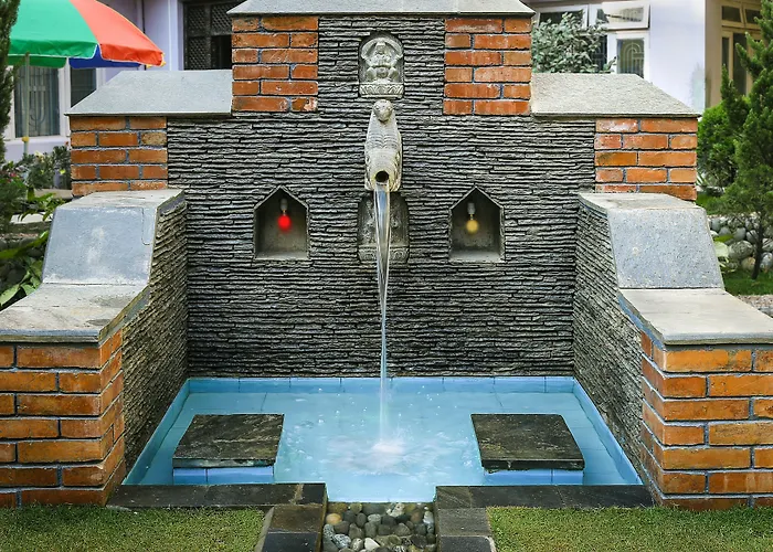 Garden Hotel 3*