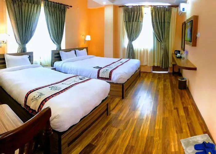 Garden Hotel 3*
